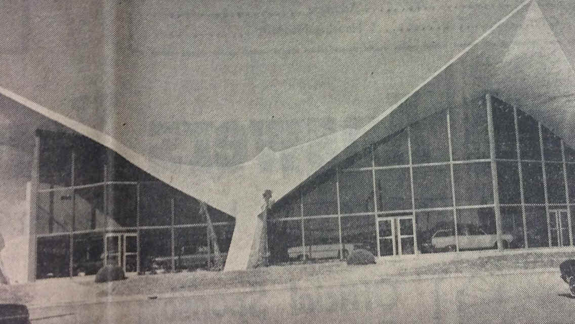 cc-lew-williams-chevrolet-2.jpg (102630 bytes)