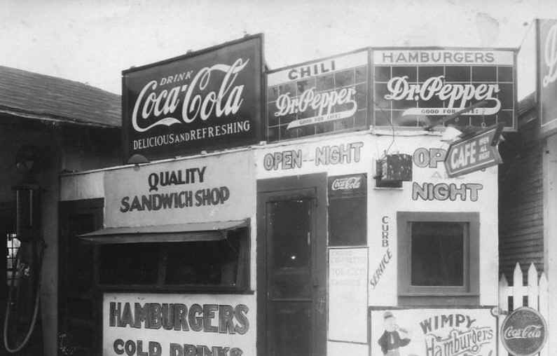 cc-noes-cafe-2.jpg (38036 bytes)