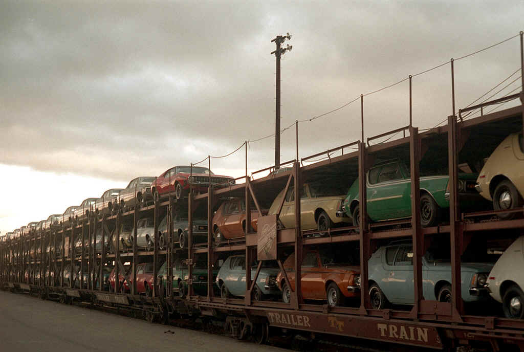 http://www.planethoustonamx.com/amc-dealerships/gremlin-train.JPG