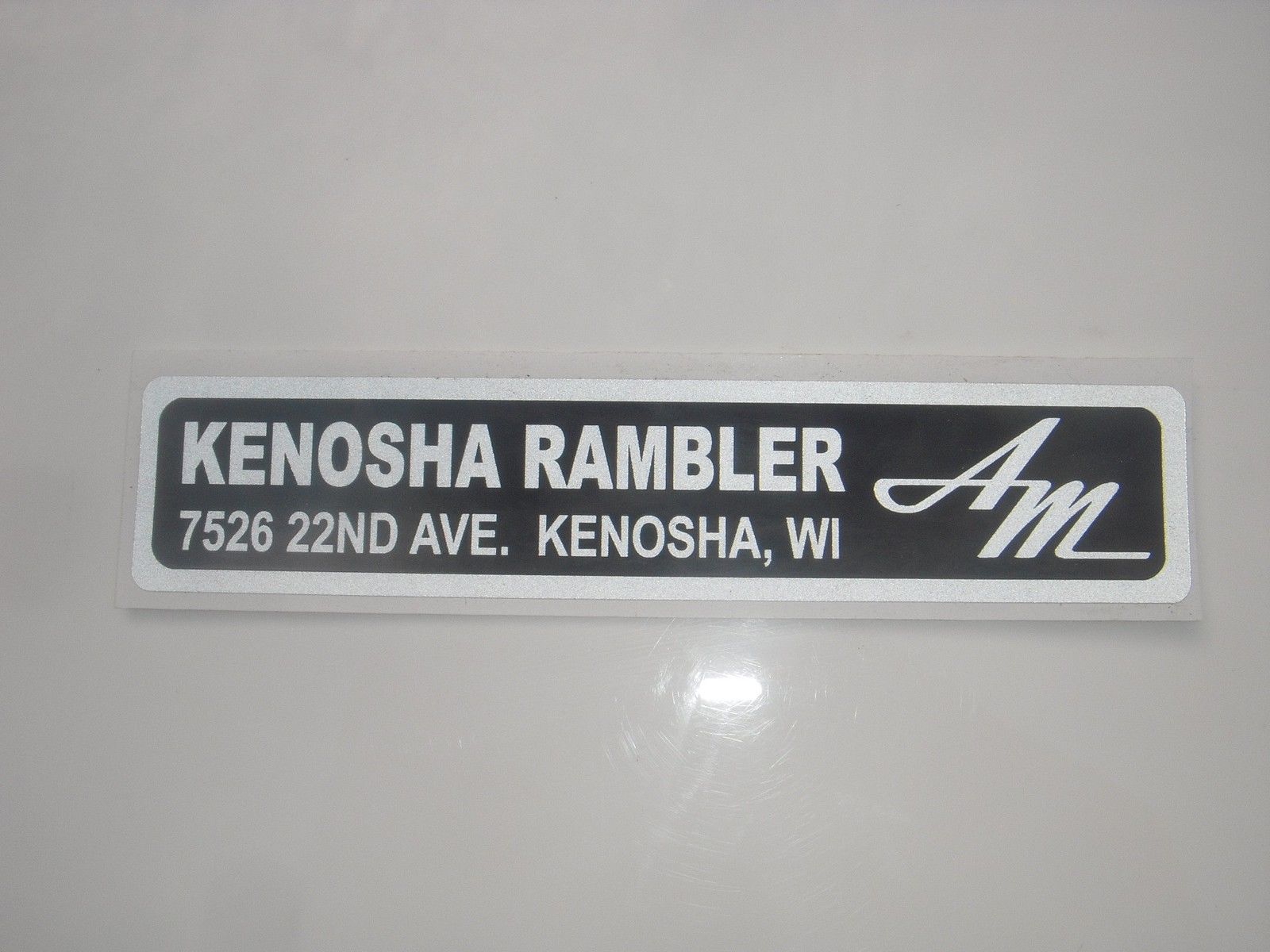 kenosha-rambler-dealership-emblem.jpg (175535 bytes)