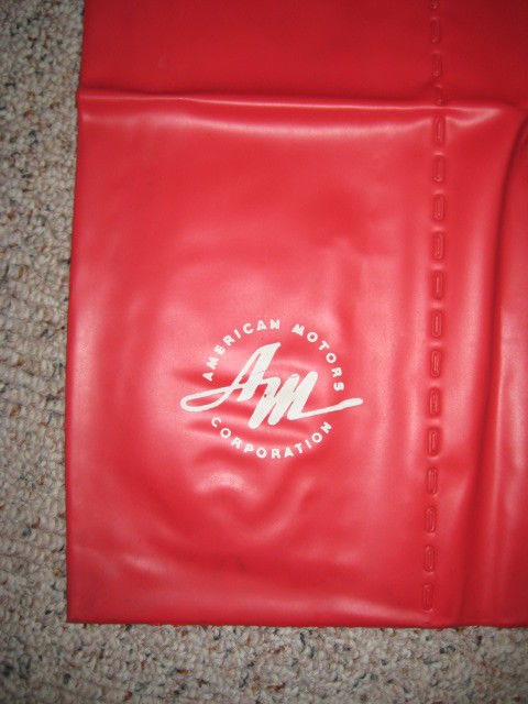 AMC-Travel-Bed-Mattress-3.jpg (48148 bytes)