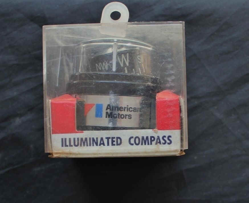 amc-illuminated-compass-1.JPG (188922 bytes)