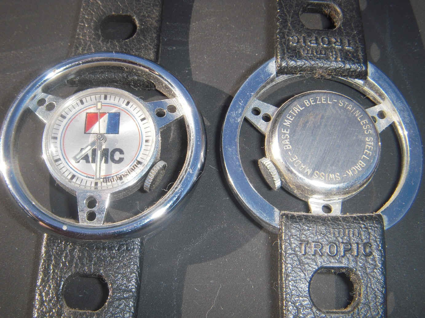 amc-steering-wheel-watch-2.JPG (1159970 bytes)