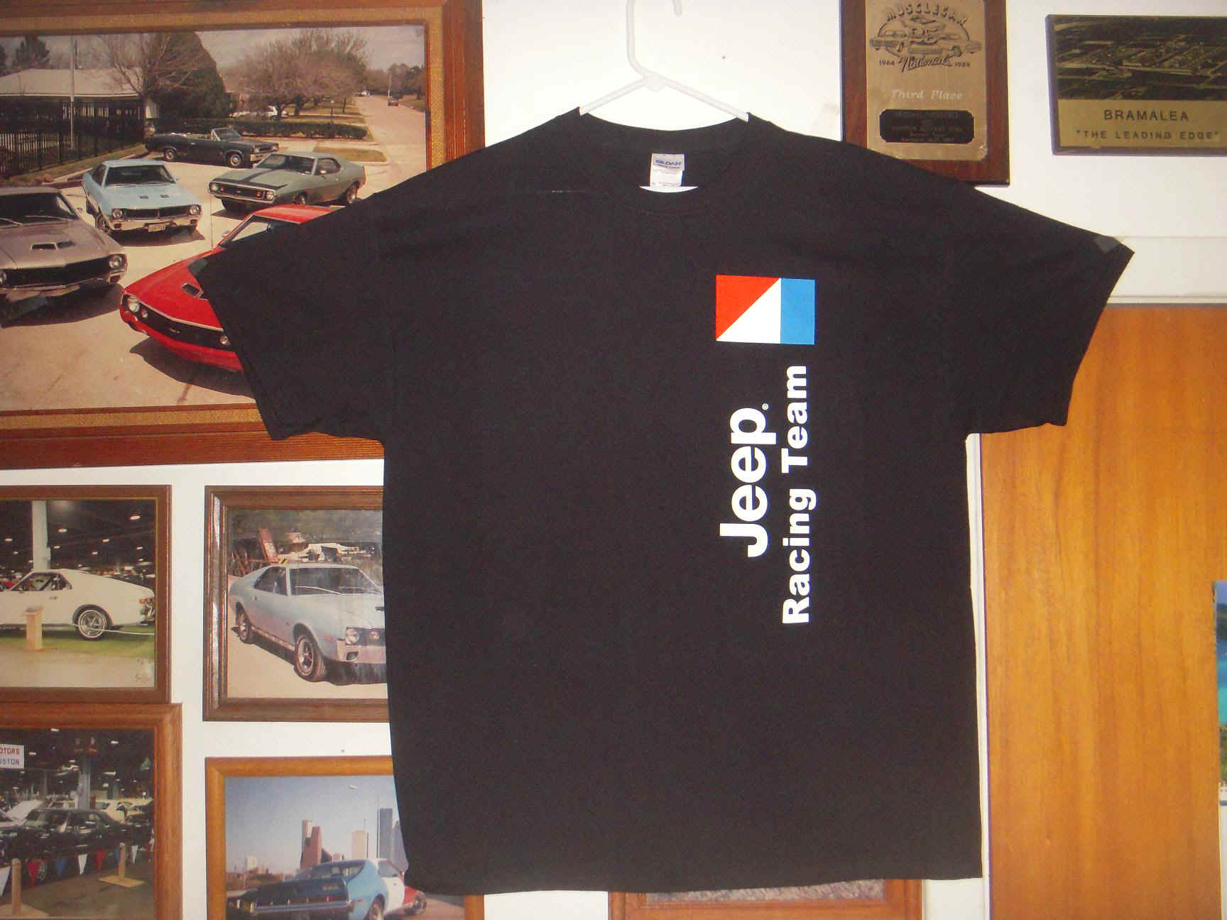 amc-jeep-racing-team-shirt-xl.jpg (257356 bytes)