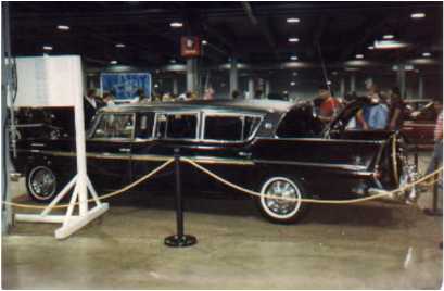61-amc-rambler-limosine.jpg (14239 bytes)