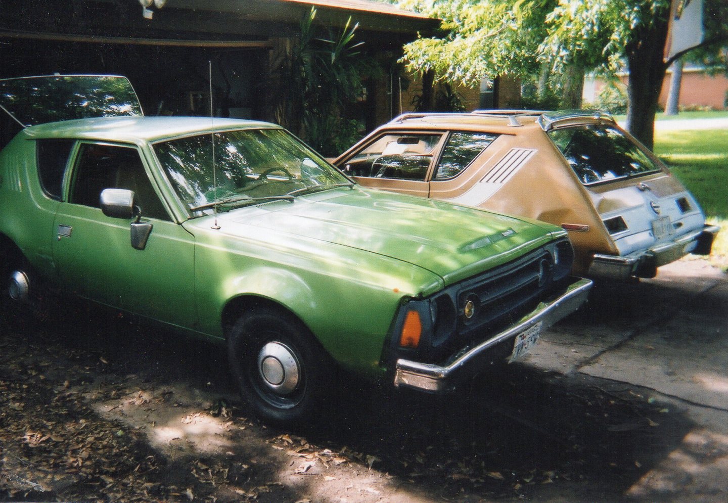 74-76-amc-gremlins.jpg (330706 bytes)
