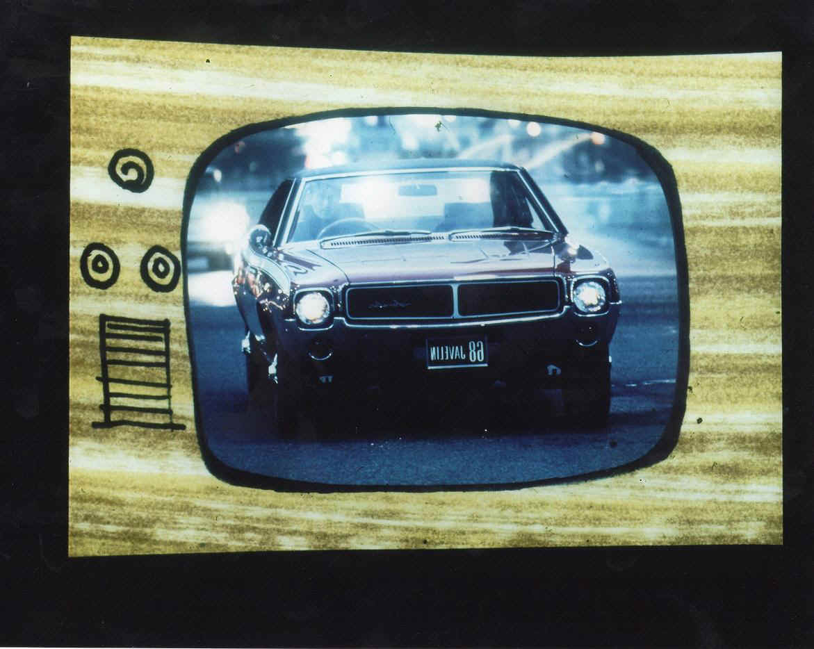 68-amc-javelin-look-television.jpg (149308 bytes)