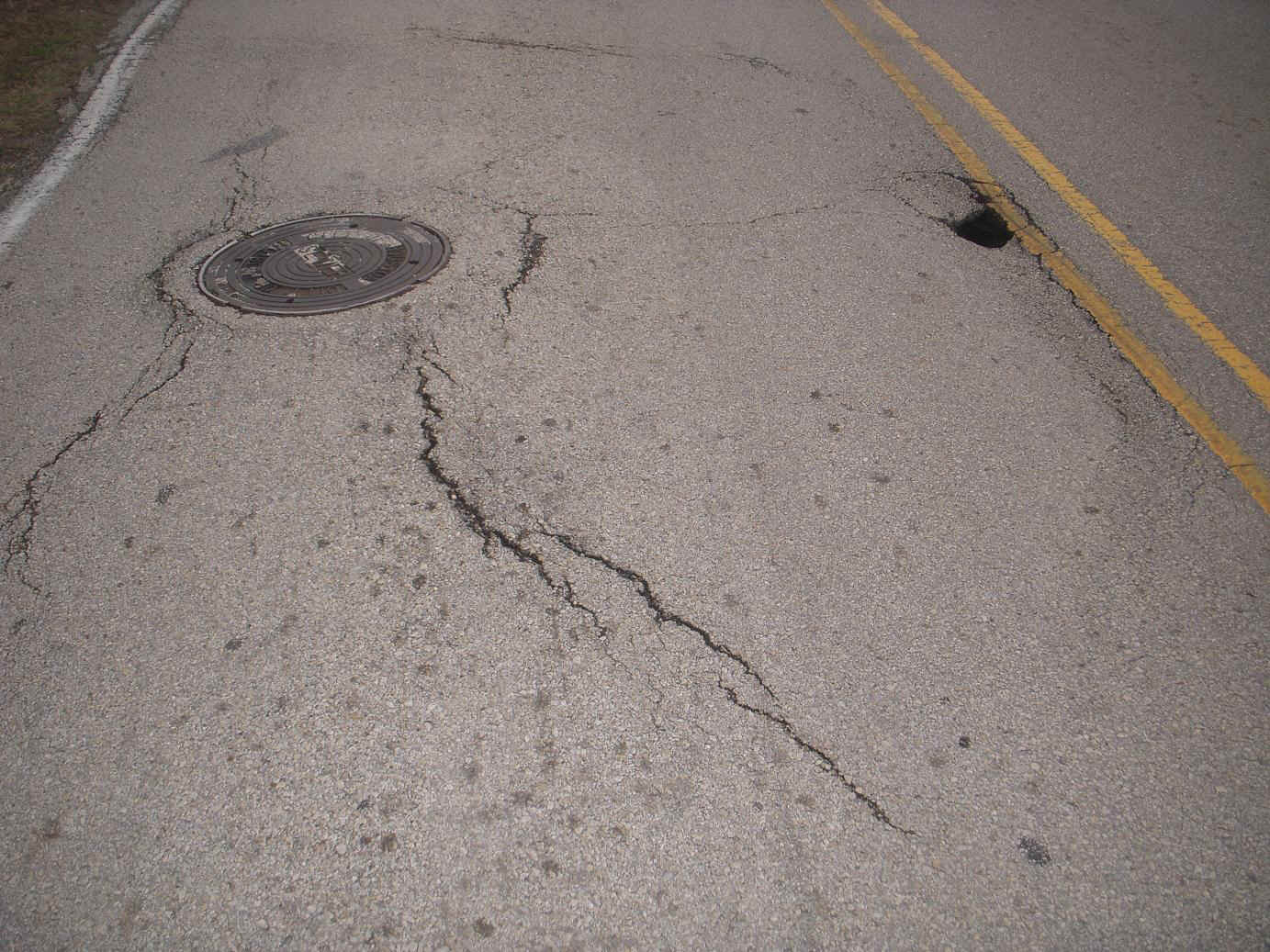 wycliffe-sinkhole-1.jpg (352694 bytes)